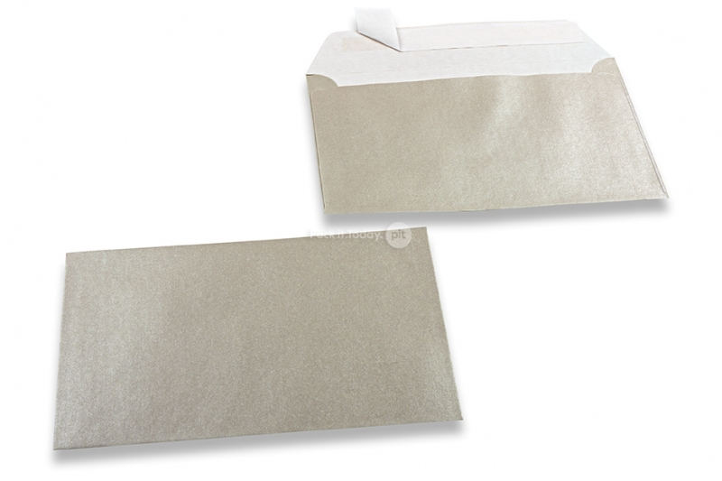 Silver coloured mother-of-pearl envelopes - 114 x 162 mm