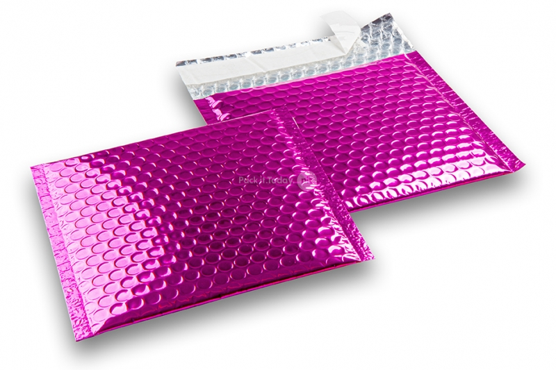 Pink - metallic air-cushioned envelopes, square